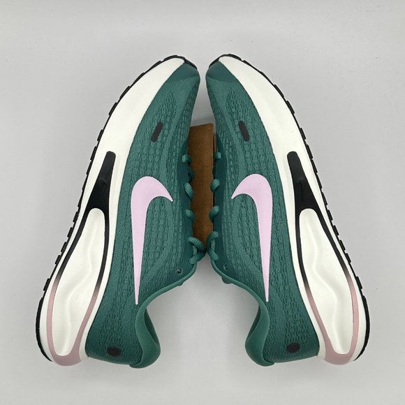 Women's Nike Journey Run Bicoastal Black Sail Pink  FJ7765-301 Sz 6 - Picture 7 of 13